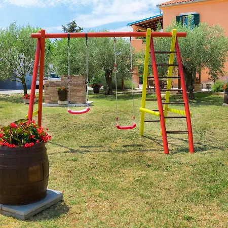 Sani-1 By Interhome شقة بيشكانا أوفالا