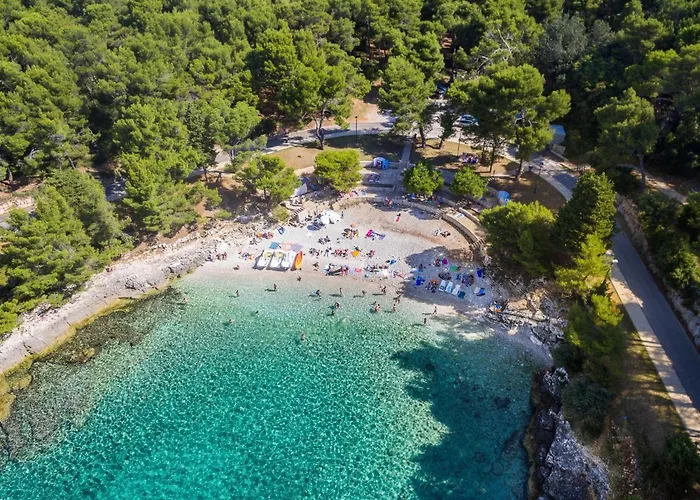 Sani-1 By Interhome شقة